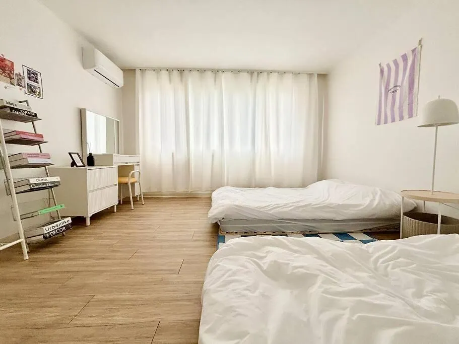 Slow Ddp Seoul Apartment